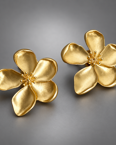 Pendientes de flores doradas