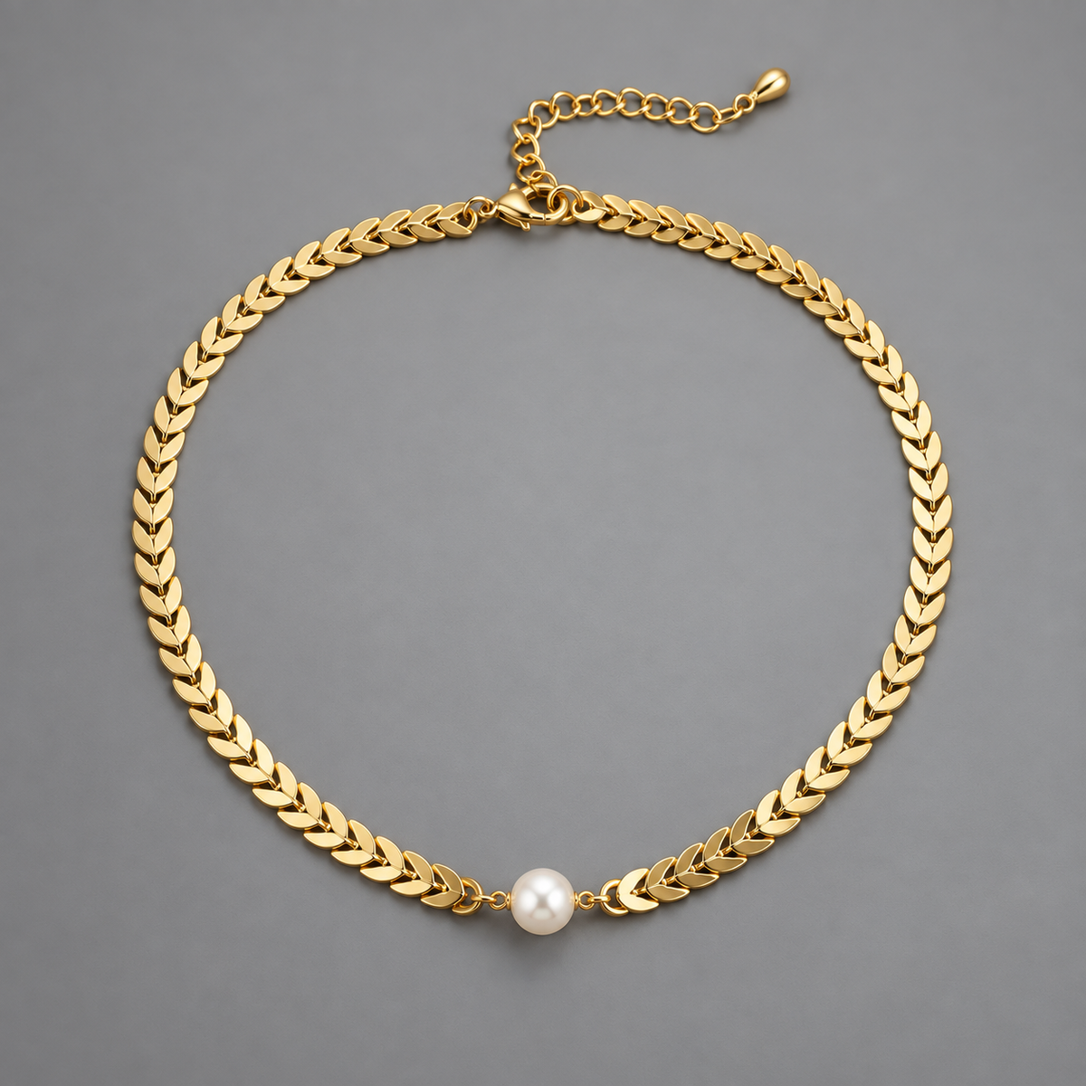 Collar griego con perla en oro